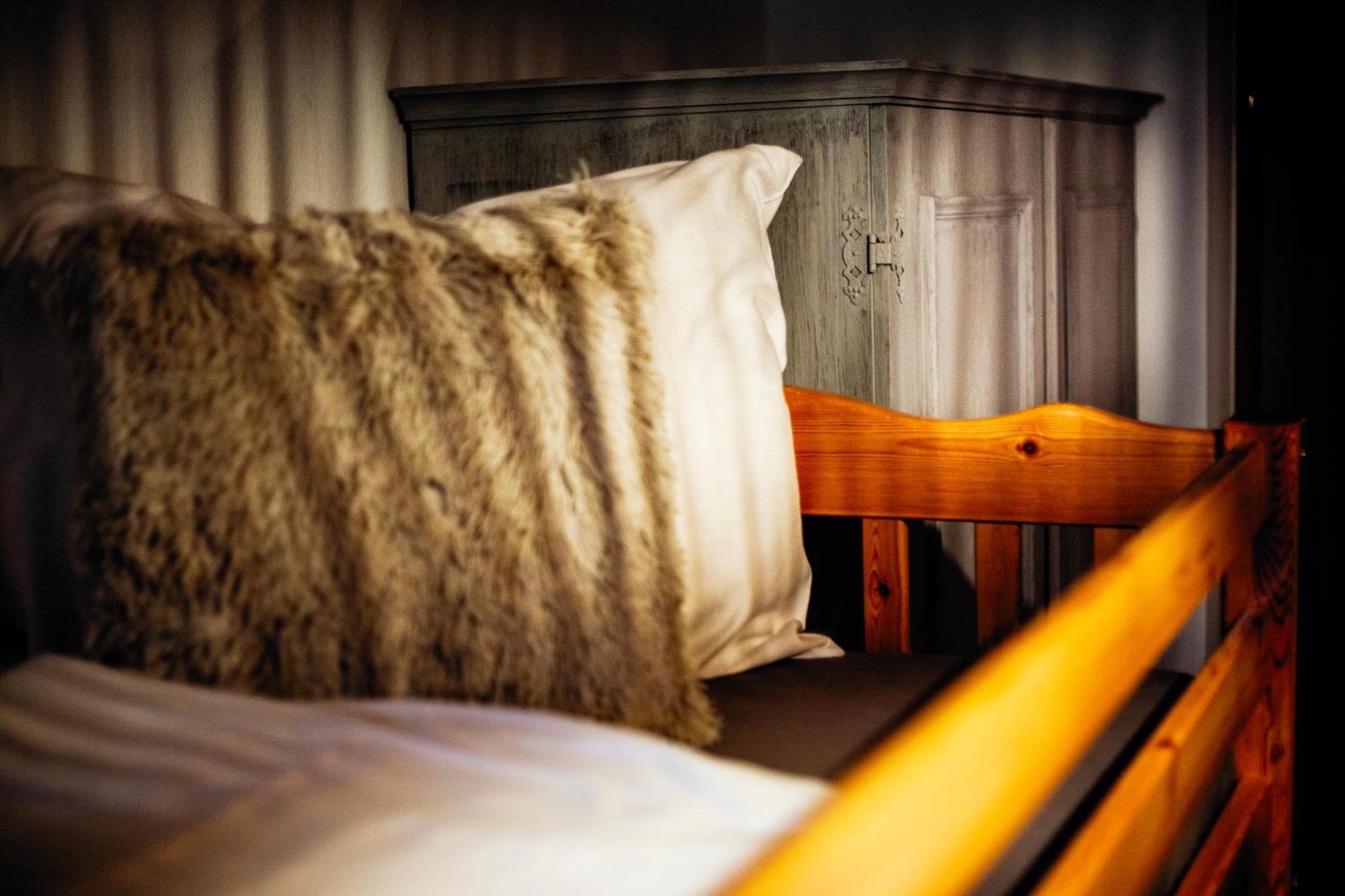 Pinetree Lodge Mayrhofen Kamer foto
