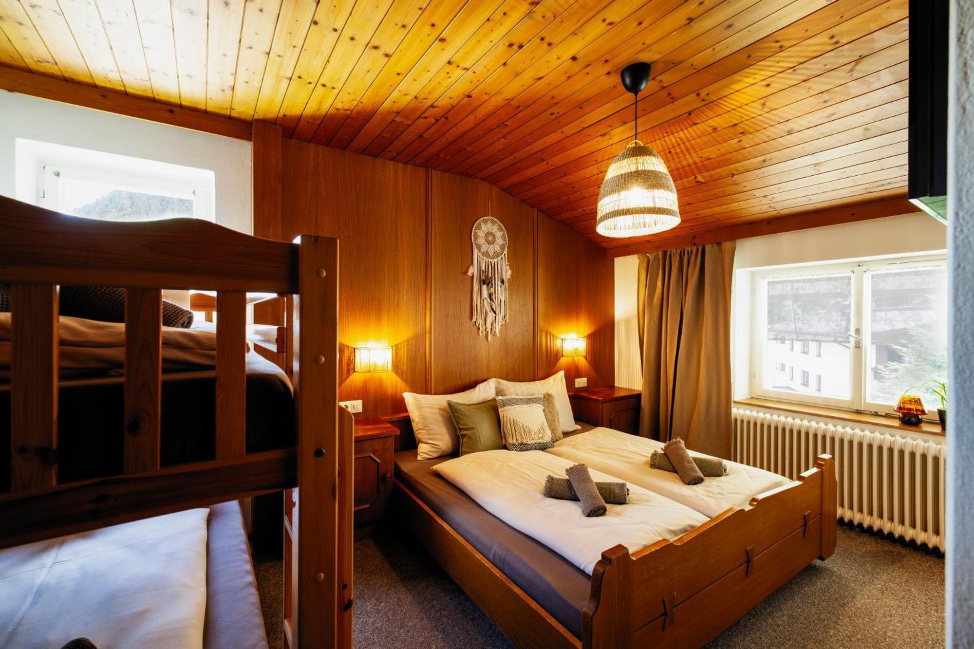Pinetree Lodge Mayrhofen Buitenkant foto