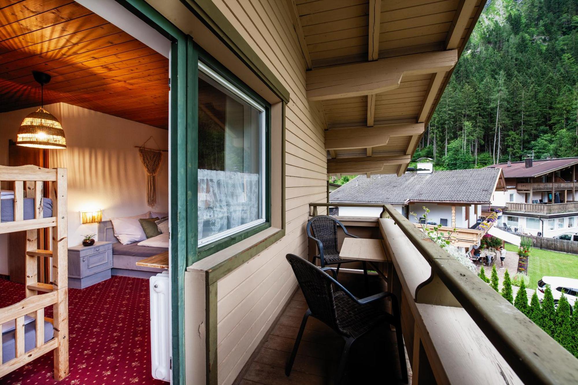 Pinetree Lodge Mayrhofen Buitenkant foto