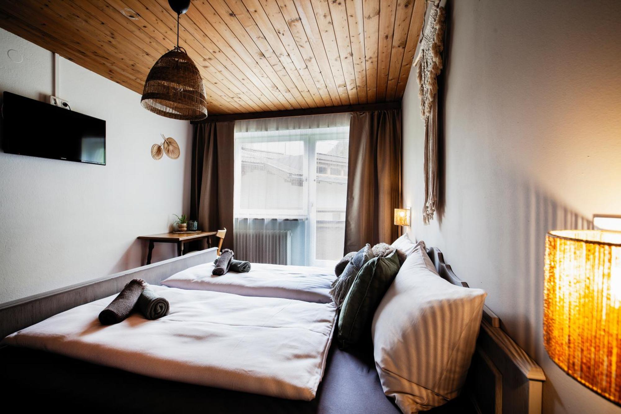 Pinetree Lodge Mayrhofen Buitenkant foto